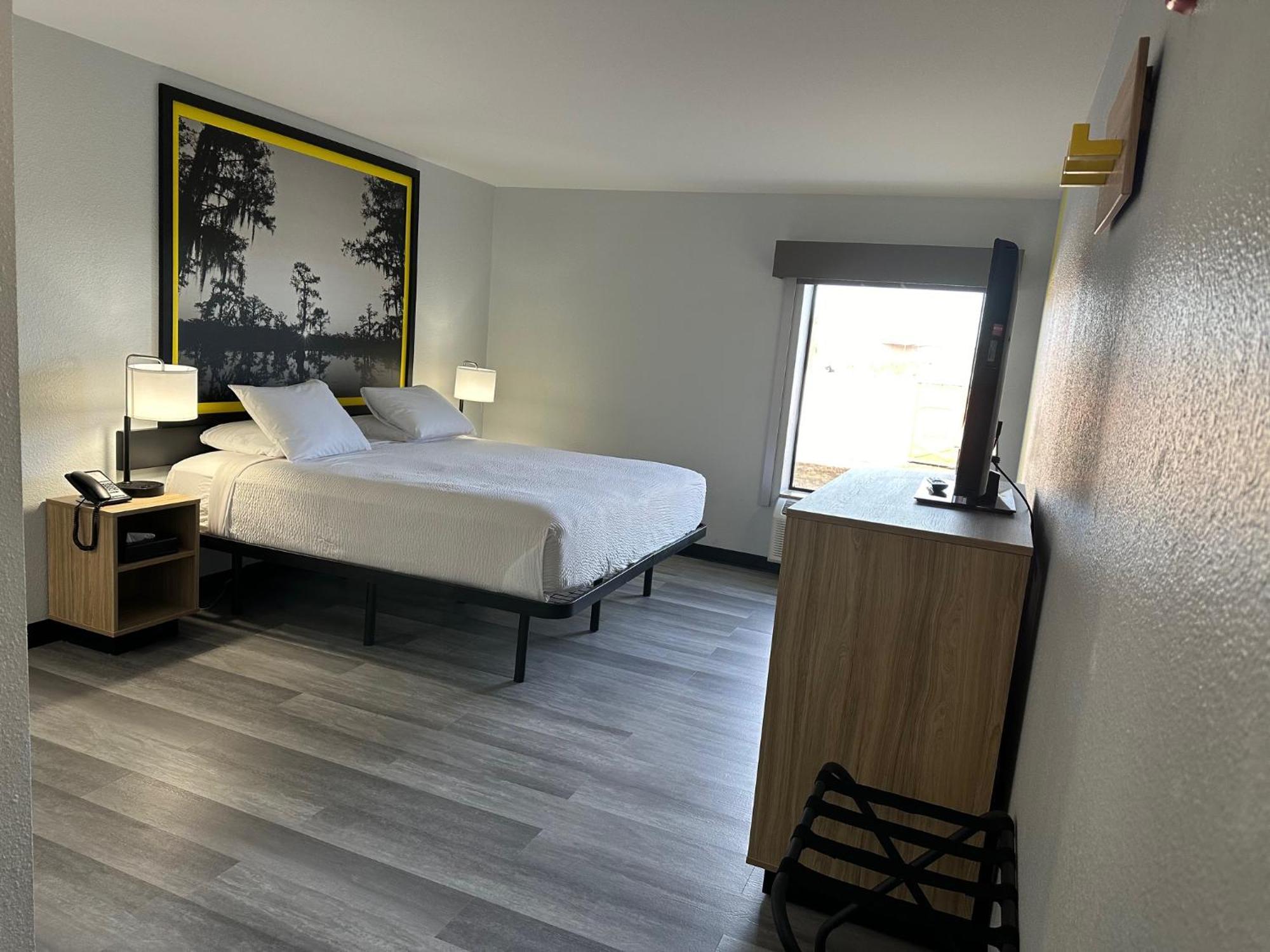 Hotel Super 8 By Wyndham Alexandria La Zewnętrze zdjęcie
