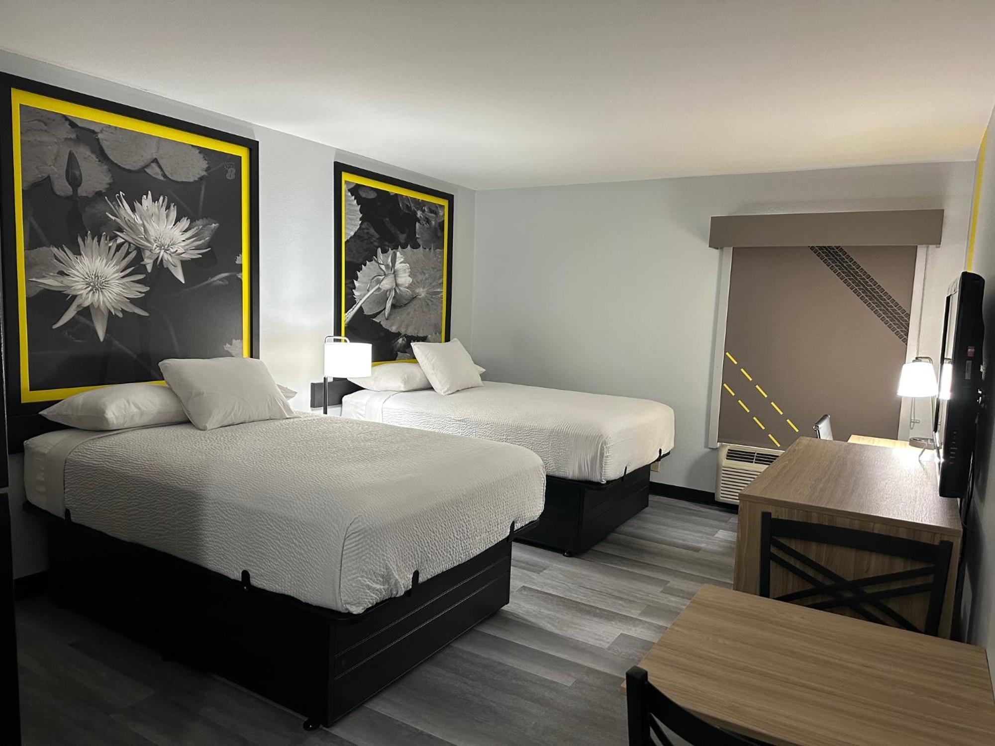 Hotel Super 8 By Wyndham Alexandria La Zewnętrze zdjęcie